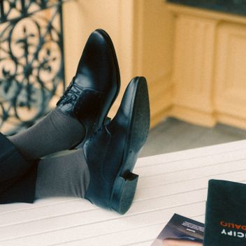 Polobotky James Black