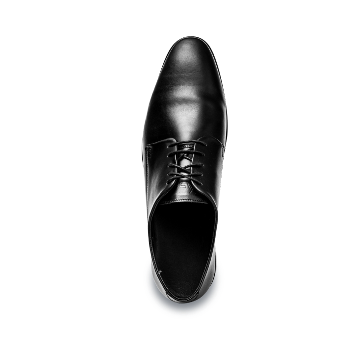 Polobotky James Black