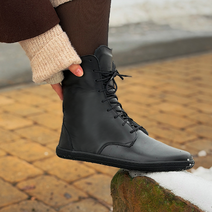 Barefoot Lydie High Black